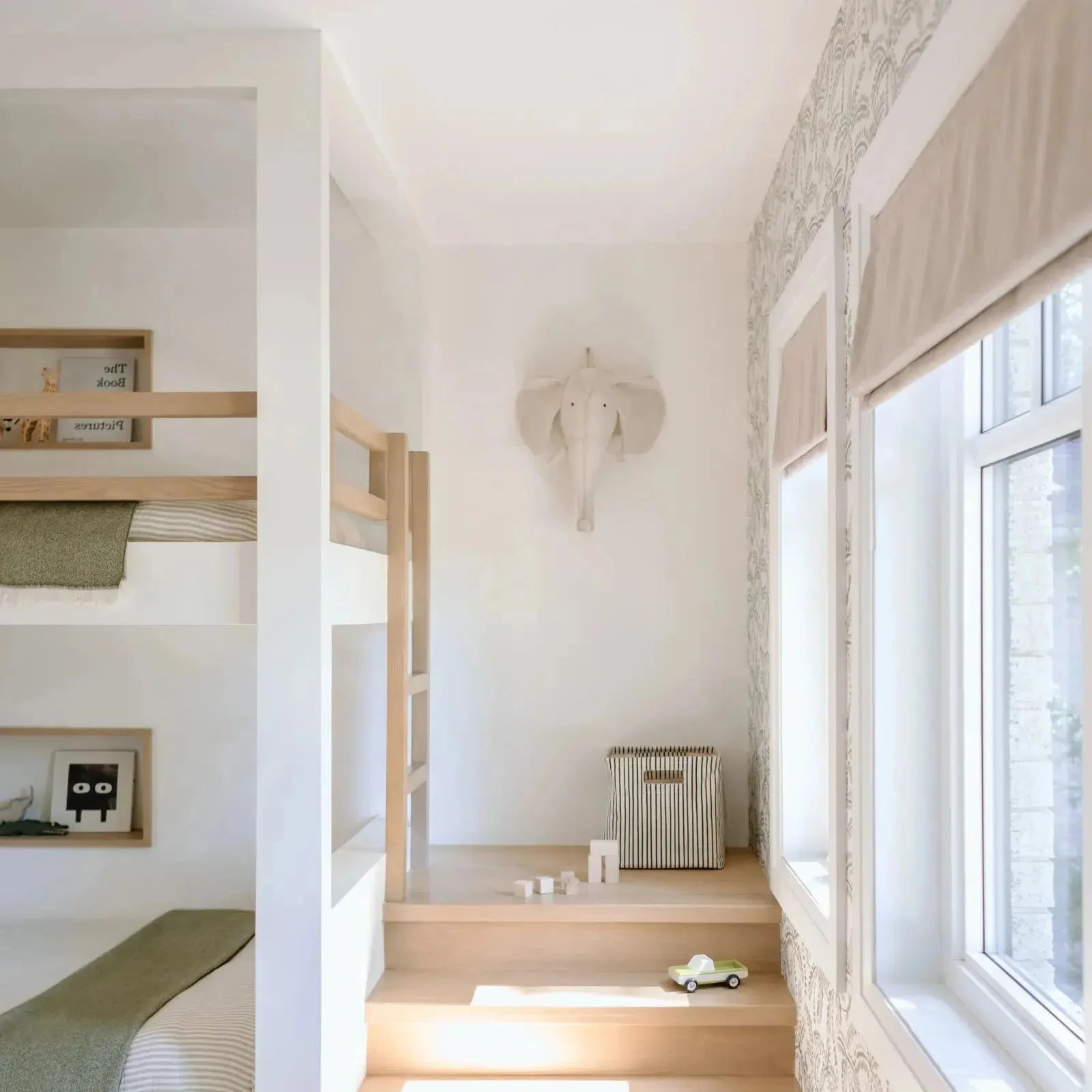 Zoe Linen Roman Shade Cordless